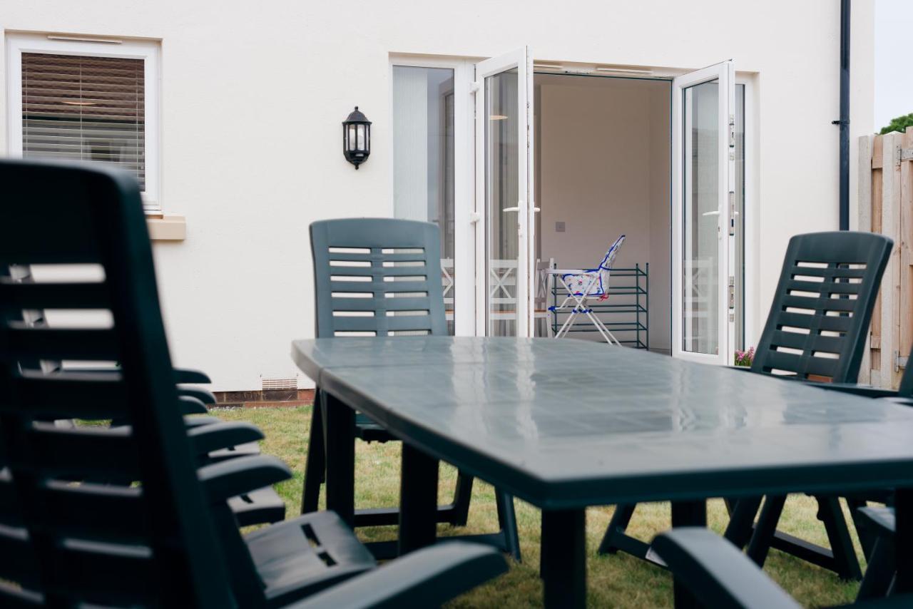 Oakley - Large, Elegant, Dog Friendly & Parking Villa Whitby Kültér fotó