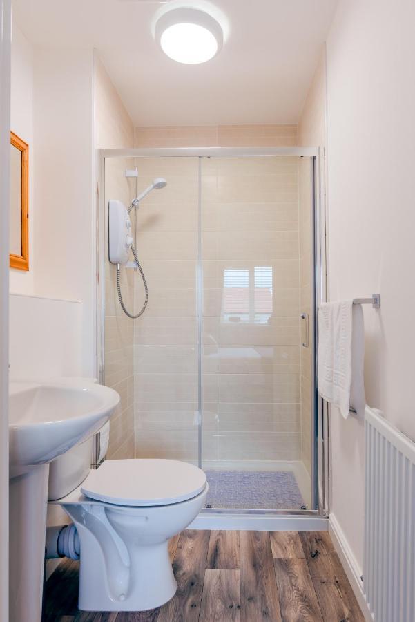 Oakley - Large, Elegant, Dog Friendly & Parking Villa Whitby Kültér fotó